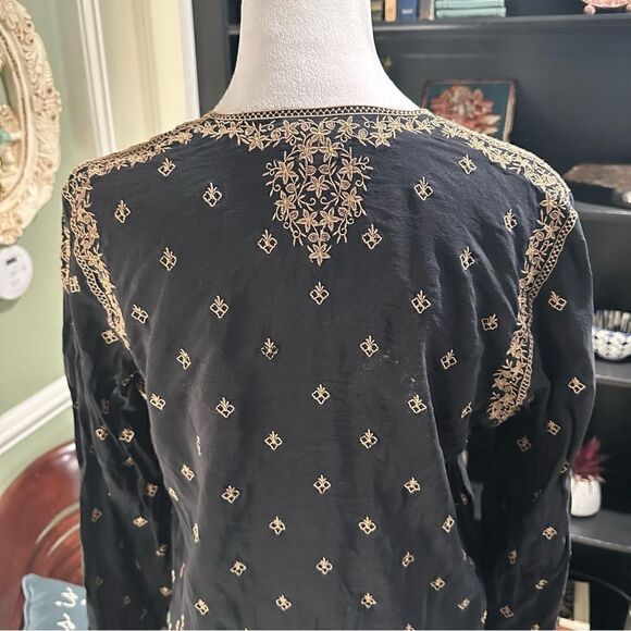 Neiman Marcus Silk Black and Tan Embroidered Tunic Top Size M - Picture 8 of 10